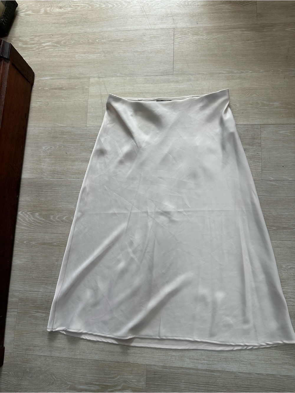 Rachel Zoe Satin Bias Midi Skirt in Champagne - Picture 2 of 3